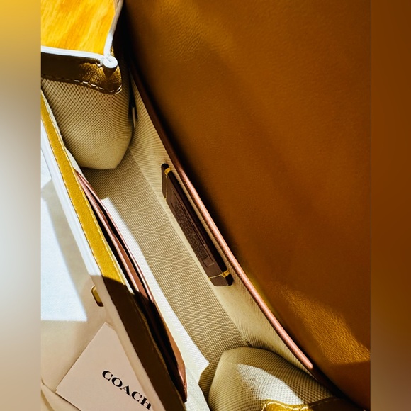 COACH KIP TURNLOCK CROSSBODY - Picture 9 of 11